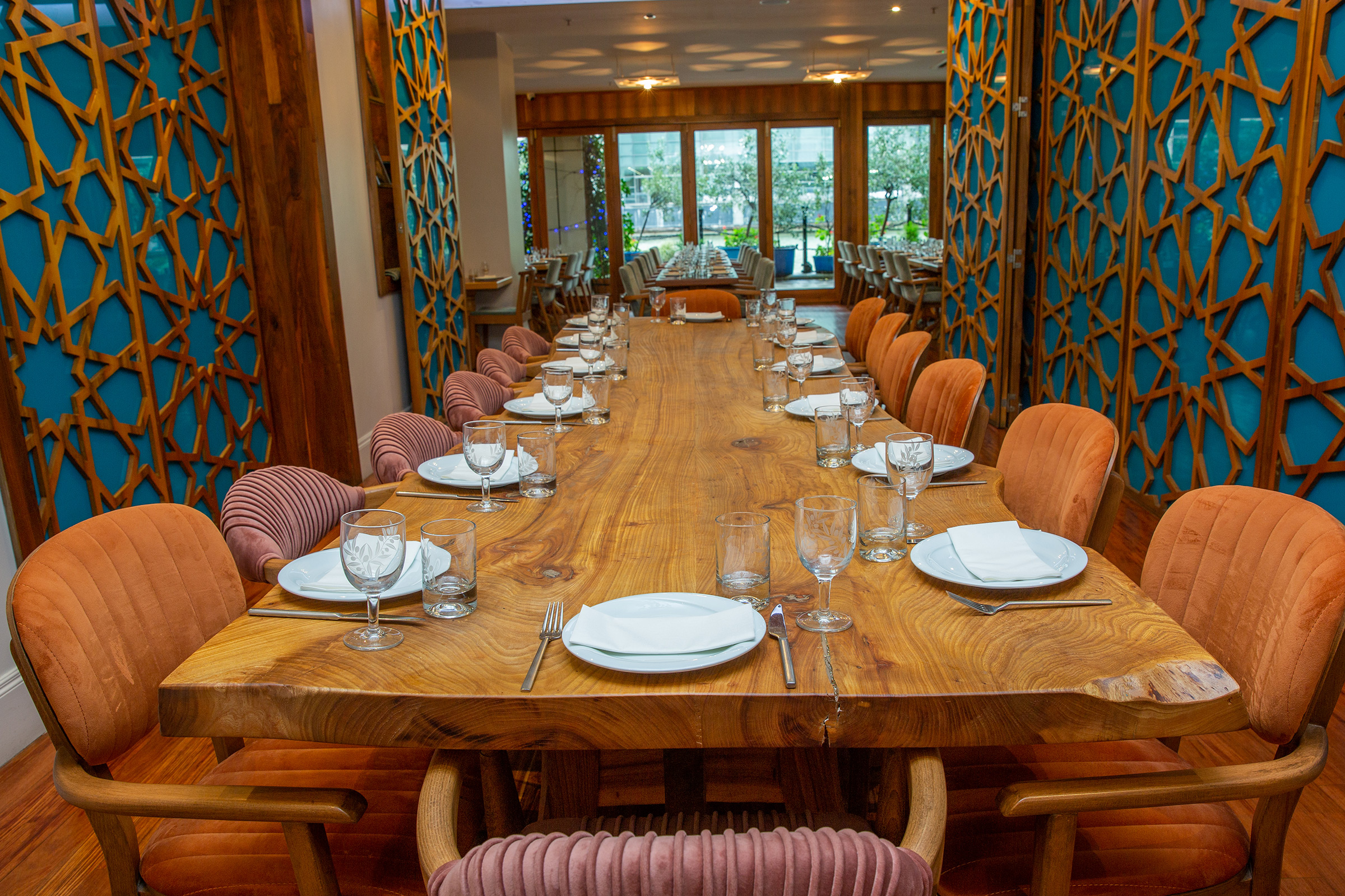 Hazev Restaurant Interior 31