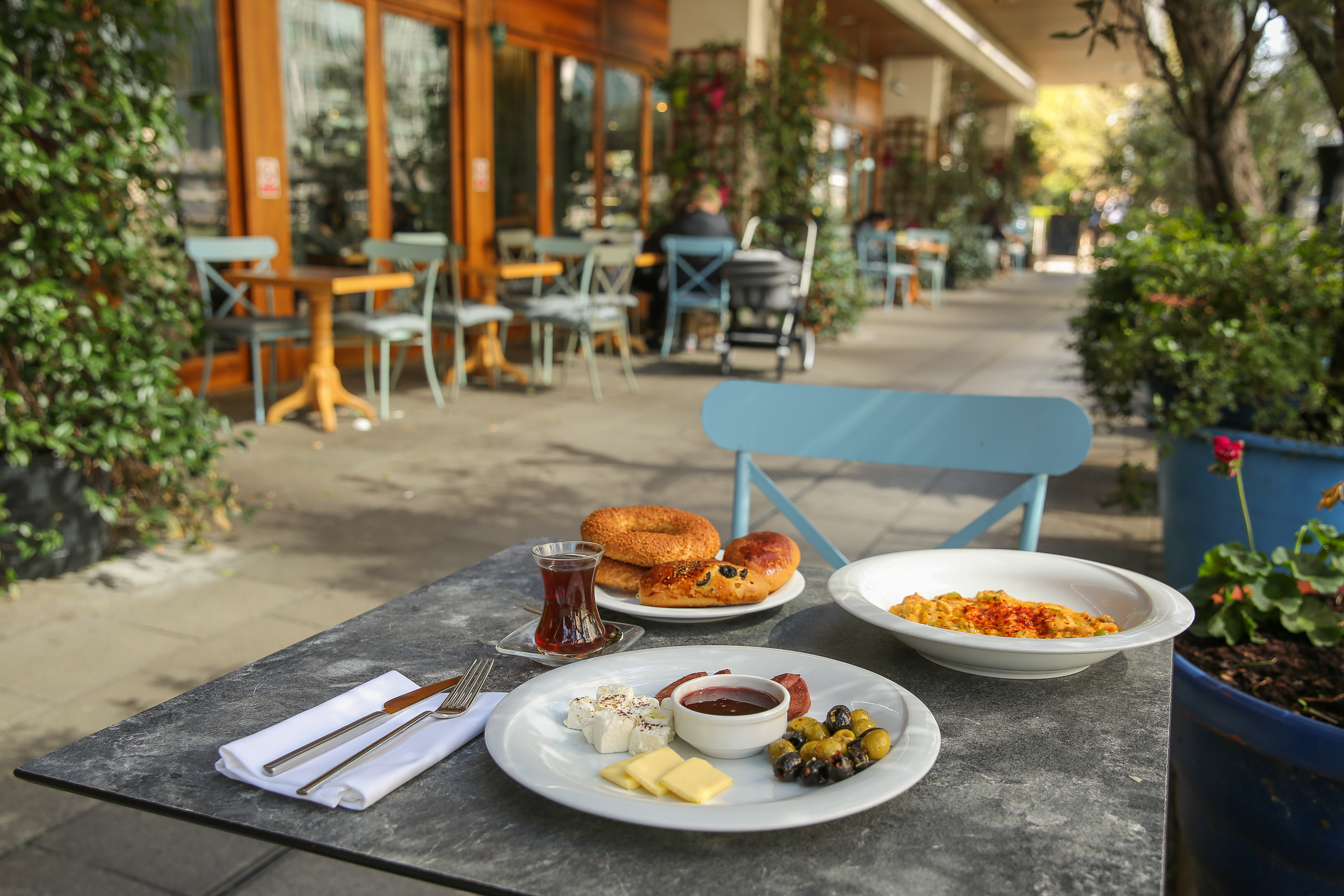 Hazev Cafe Exterior 3